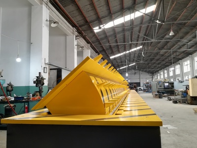 翻板路障機（阻車器 擋車器）